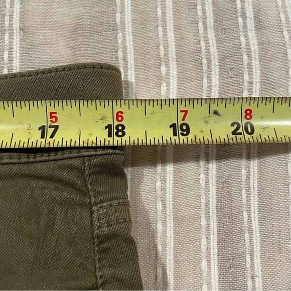 Loft Olive Green High Rise Shorts 30 - Picture 6 of 9